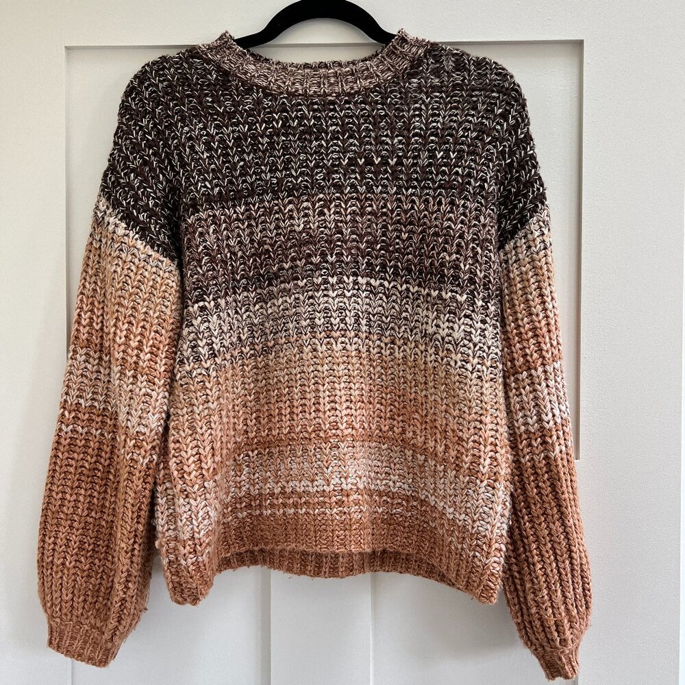 Evereve/525 balloon sleeve Ombre knit sweater